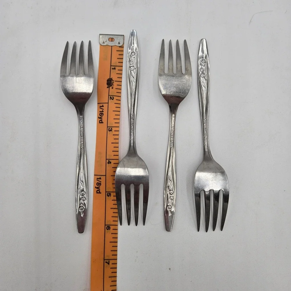 Radiant Rose Stainless‎ Steel Floral Embossed Forks Set of 4